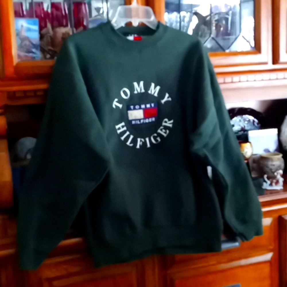 Tommy Hilfiger Sweatshirt, Size L, great condition, Mens